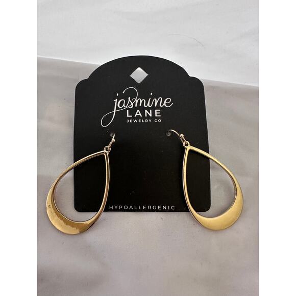 Gold Teardrop Earrings Lightweight & Elegant New by Jasmine Lane Jewelry Co. - Picture 4 of 7